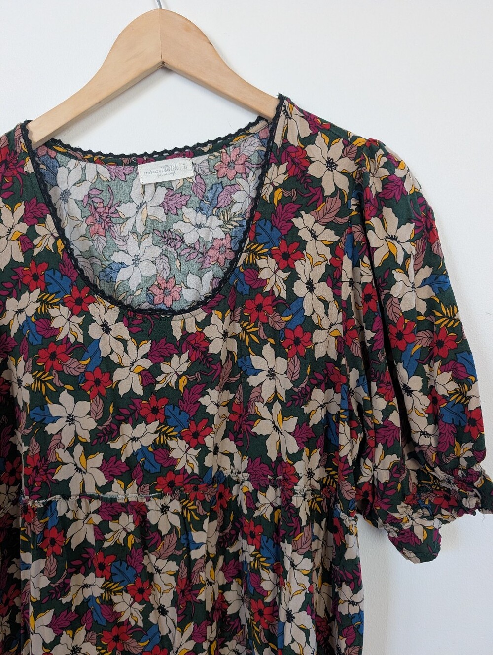 Natural Life Collette Tiered Maxi Floral Scoop Neck Midi Dress in Multi-Color L - Picture 3 of 5